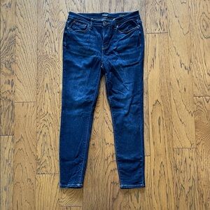 Judy Blue Dark Indigo Mid-rise Skinny Jeans size 13/31